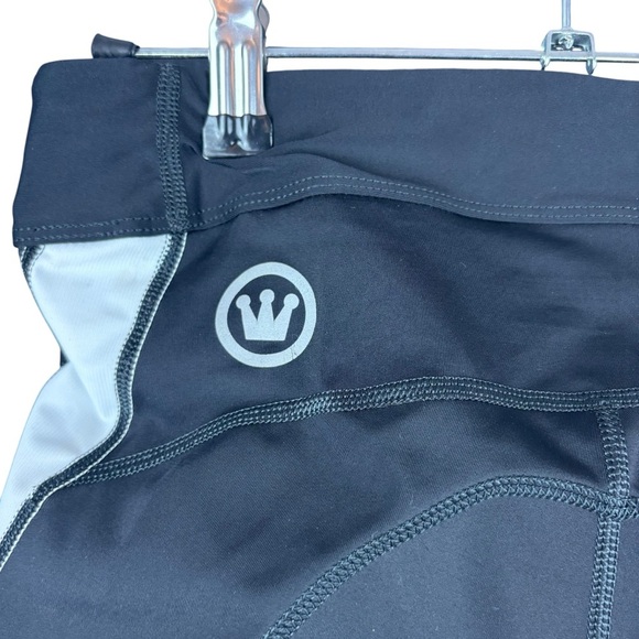 EUC Canari Pro Gel Black Padded Cycling Shorts w/White Accents Sz Small - Picture 7 of 12